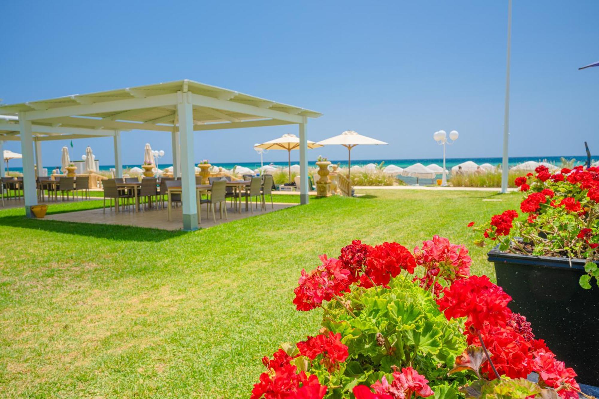 Khayam Garden Beach Resort & Spa Набел Екстериор снимка